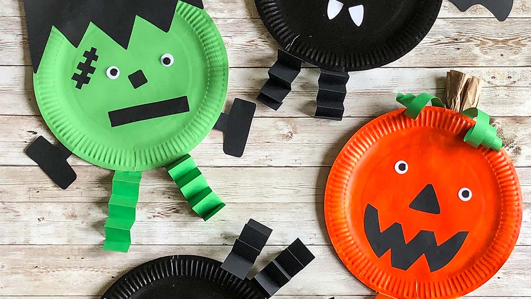 Halloween crafts: Spooky character paper plates