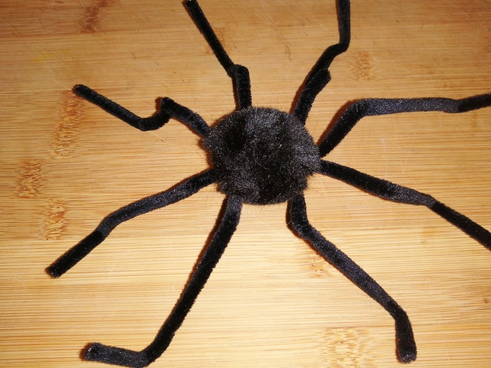 How to Make Spiders Out of Pipe Cleaners: 11 Steps (with Pictures)