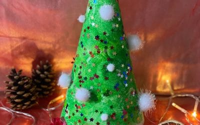 Classroom craft: Christmas tree gift cone