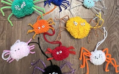 Halloween Craft – Pom-Pom Spiders