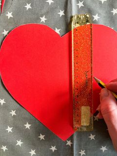 Valentine's day crafts for your class- drawing vertical lines down a heart