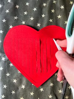 Valentine's day crafts for your class- slits in heart