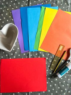 Valentine's day crafts for your class- heart craft supplies