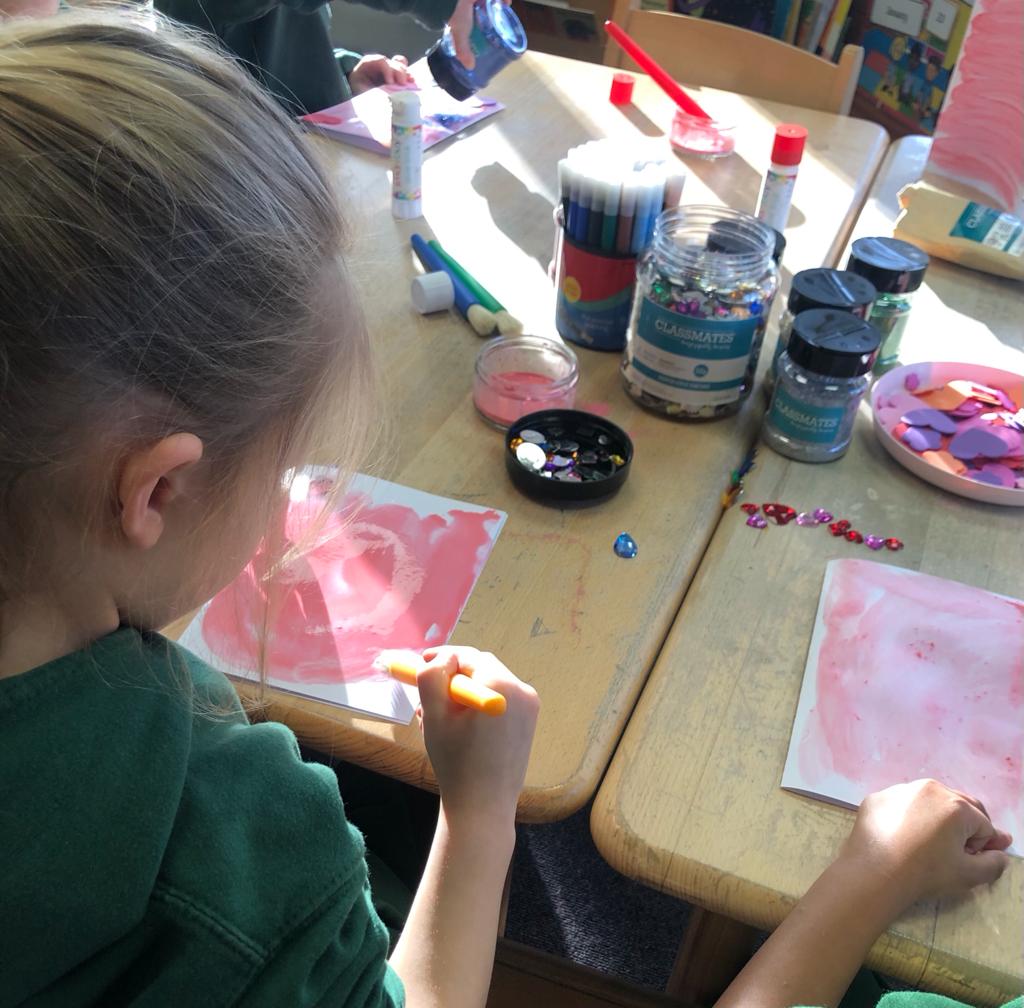 Valentine's day crafts for your class- painting cards