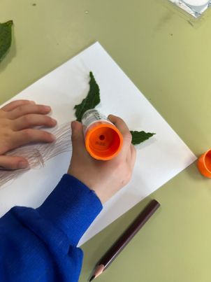 nature crafts for kids- tree drawing stick leaves down